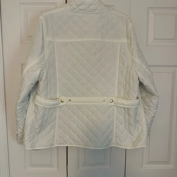 Crown & Ivy Cream Quilted Puffer Jacket with Gold Buttons - Picture 4 of 5